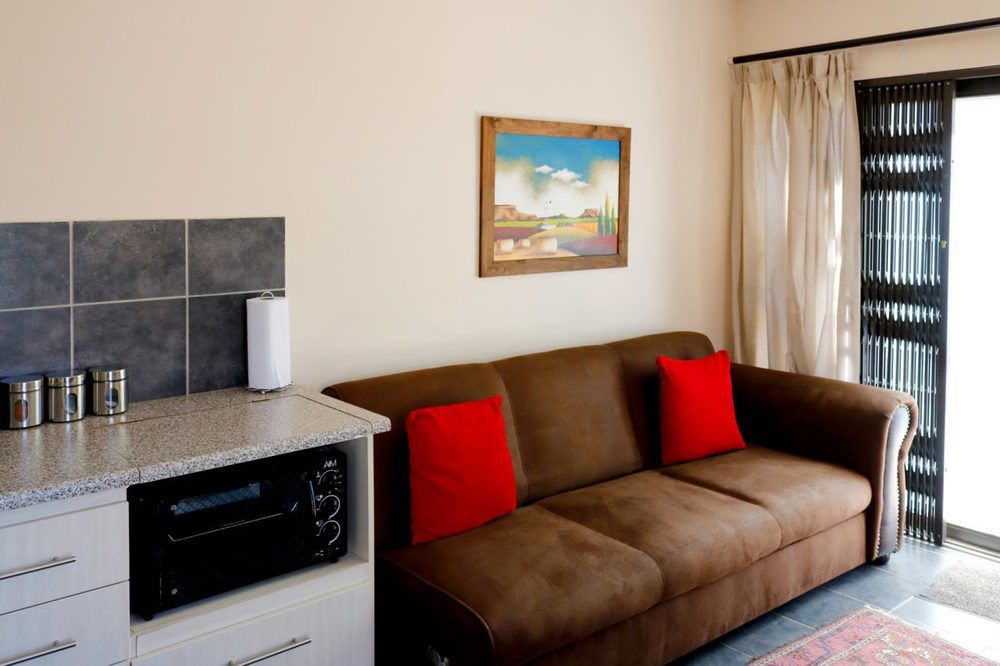 A Little Guesthouse Bloemfontein Esterno foto