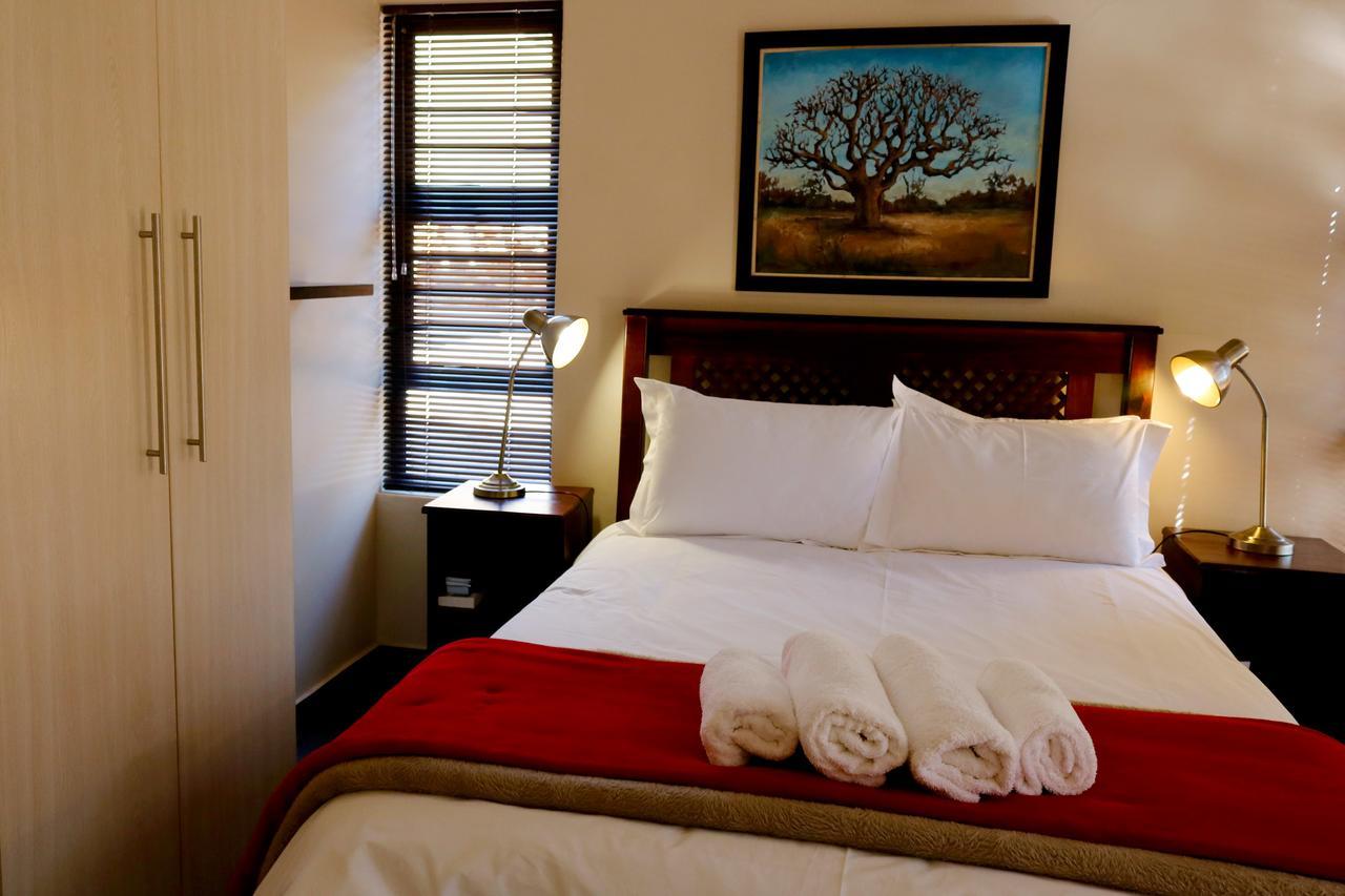 A Little Guesthouse Bloemfontein Esterno foto